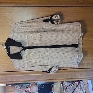 Monteau blouse, size medium, white with black spots